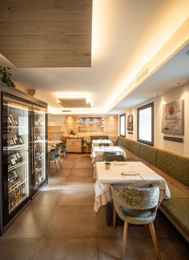Ristorante El Filò Pozza Di Fassa Interno Ristorante